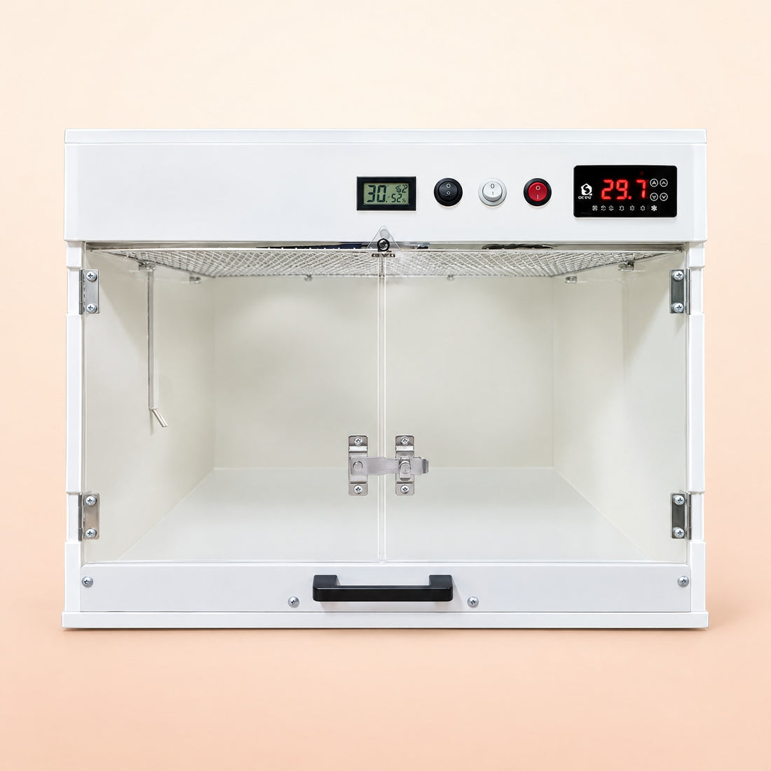 Kiba Nest warm-air nursery, front view with double doors and pull-out drawer (Medium)